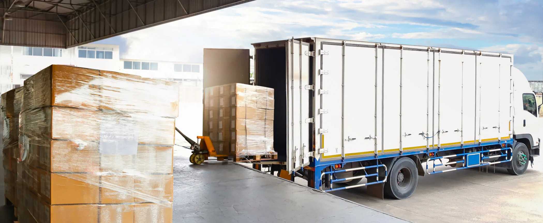 Container Trucks Parked Loading Package Boxes Pallets at Warehouse Dock. Supply Chain, Distribution Warehouse Shipping, Supplies Shipment Boxes. Freight Truck Logistic, Cargo Transport.